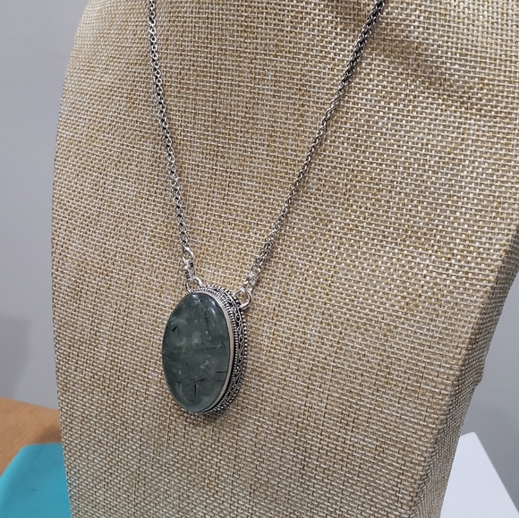 Handmade Unisex Prehnite 925 Silver Pendant Neckla - Picture 4 of 13